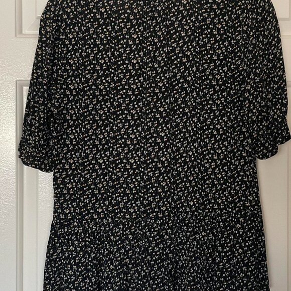 Madewell Courtyard Ruffle-Hem Top in Playground Posies - Picture 4 of 4